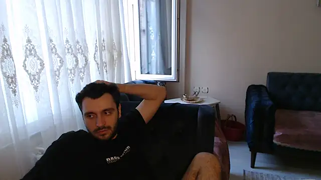 handsomeee04 online show from 06-02-26, 03:06