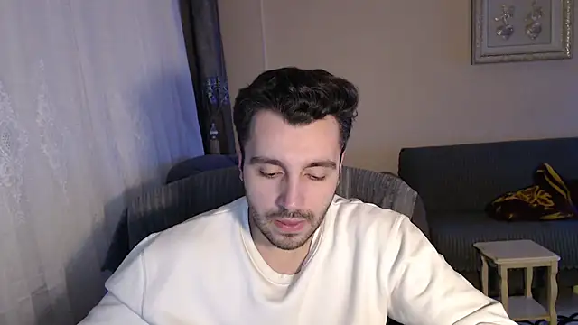 handsomeee04 online show from 11-29-25, 10:32