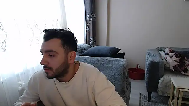 handsomeee04 online show from 05-01-26, 03:17
