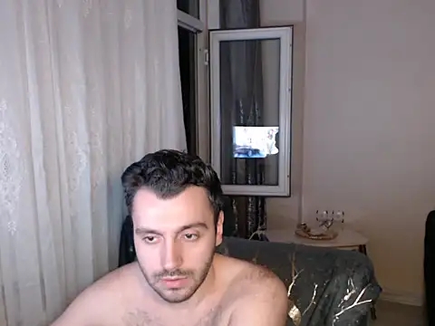 handsomeee04 online show from 07-14-26, 11:11
