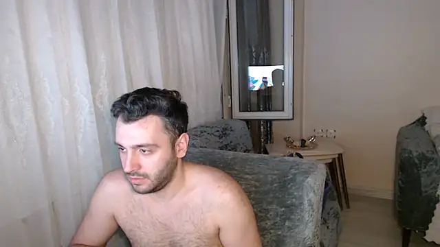 handsomeee04 online show from 06-30-26, 10:10