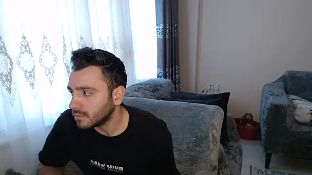 handsomeee04 online show from 05-18-26, 03:06
