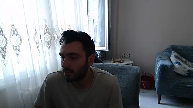 handsomeee04 online show from 05-21-26, 12:46