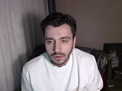 handsomeee04 online show from 02-06-26, 10:50