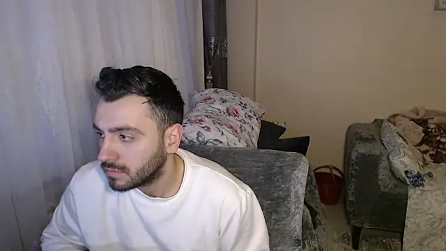 handsomeee04 online show from 05-05-26, 05:27