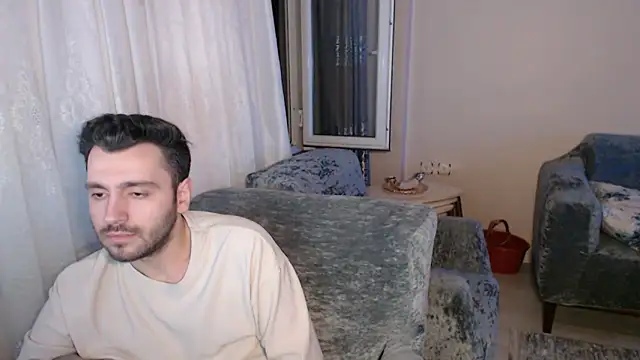 handsomeee04 online show from 05-15-26, 11:58