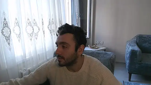 handsomeee04 online show from 04-19-26, 02:51