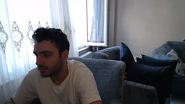 handsomeee04 online show from 05-25-26, 02:49