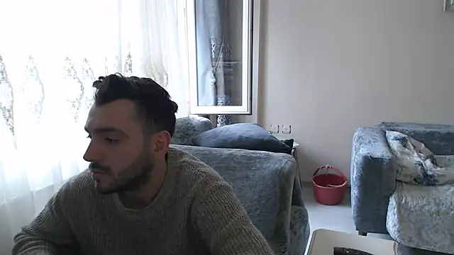 handsomeee04 online show from 04-30-26, 02:13