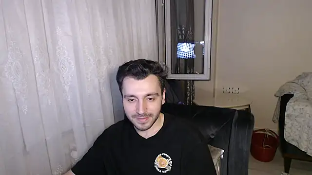 handsomeee04 online show from 05-26-26, 11:25