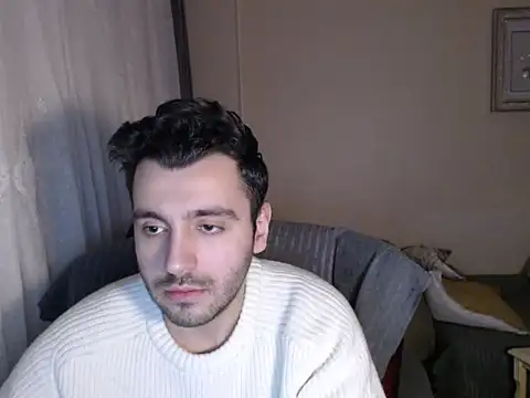 handsomeee04 online show from 01-09-26, 10:49