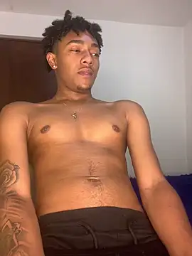 Boy cock18 online show from 02-01-26, 08:23