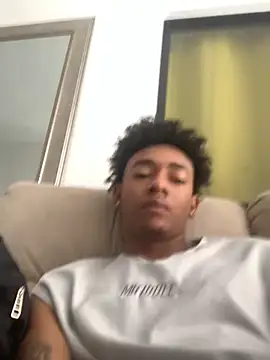 Boy cock18 online show from 11-02-25, 05:40