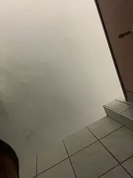 Snapshot of ekskekejejej chatting on 09-30-25, 09:54 ekskekejejej online show from 09-30-25, 09:54