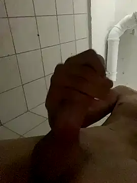 Snapshot of ekskekejejej chatting on 09-29-25, 08:14 ekskekejejej online show from 09-29-25, 08:14