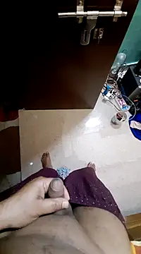 Snapshot of Bloal25 chatting on 12-29-24, 11:18 Bloal25 online show from 12-29-24, 11:18