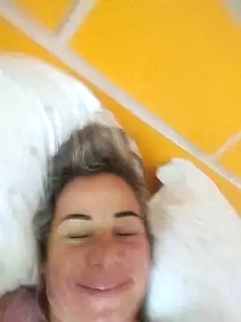 Snapshot of Evapecadora chatting on 10-18-25, 02:52 Evapecadora online show from 10-18-25, 02:52