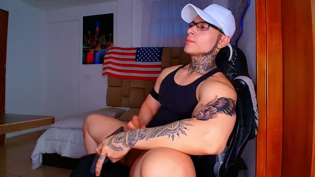 DennisWalkerr online show from 11-19-25, 10:32