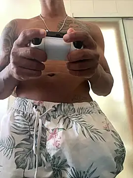 Snapshot of Muzao chatting on 02-12-26, 07:35 Muzao online show from 02-12-26, 07:35