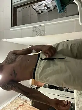 Snapshot of Muzao chatting on 02-20-26, 08:55 Muzao online show from 02-20-26, 08:55