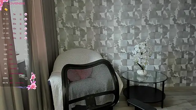 Snapshot of Lovely_Lure chatting on 01-17-25, 10:55 Lovely Lure online show from 01-17-25, 10:55