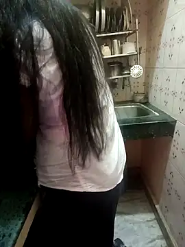 Snapshot of Soniya_444 chatting on 02-25-26, 07:08 Soniya 444 online show from 02-25-26, 07:08