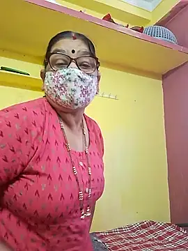 Snapshot of sivani_asha chatting on 12-17-25, 06:40 sivani asha online show from 12-17-25, 06:40