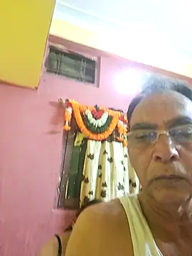 Snapshot of sivani_asha chatting on 11-22-25, 06:29 sivani asha online show from 11-22-25, 06:29