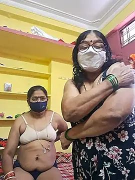 Snapshot of sivani_asha chatting on 12-03-25, 05:19 sivani asha online show from 12-03-25, 05:19