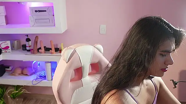 Mara-Bella online show from 04-10-26, 04:36