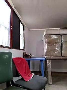 Snapshot of crazysex095 chatting on 01-27-25, 01:41 crazysex095 online show from 01-27-25, 01:41