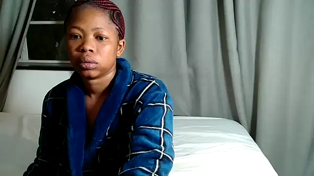 EROTIC BARBIE28 online show from 04-15-26, 04:18