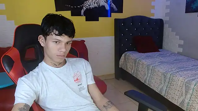 andy dan18 online show from 09-20-25, 02:11