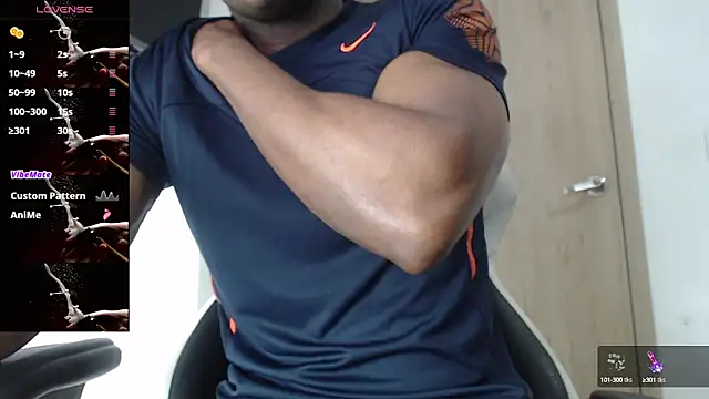 thomsom23 online show from 10-15-25, 03:20