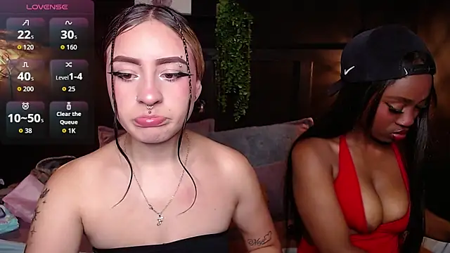 Snapshot of nikkystorm1_ chatting on 11-08-25, 02:20 nikkystorm1 online show from 11-08-25, 02:20