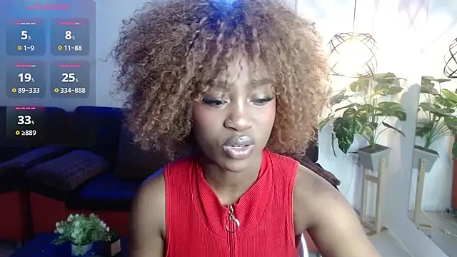 Snapshot of nikkystorm1_ chatting on 09-19-25, 02:10 nikkystorm1 online show from 09-19-25, 02:10