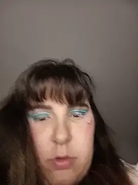 Heleneecesmecs2 online show from 05-21-26, 08:17