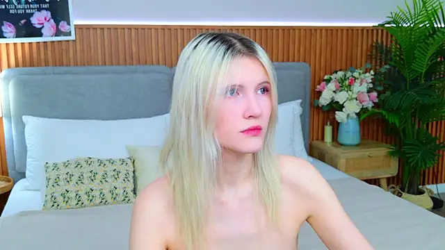 NellieLoyns online show from 04-18-26, 05:15