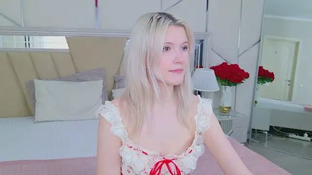 NellieLoyns online show from 03-04-26, 06:48