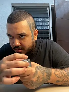 El Titan1998 online show from 11-15-25, 09:41