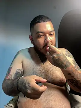 El Titan1998 online show from 04-12-26, 12:14