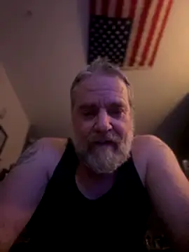 Jefloves68 online show from 12-19-25, 02:26