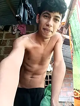 Andres123cv online show from 05-01-26, 04:56