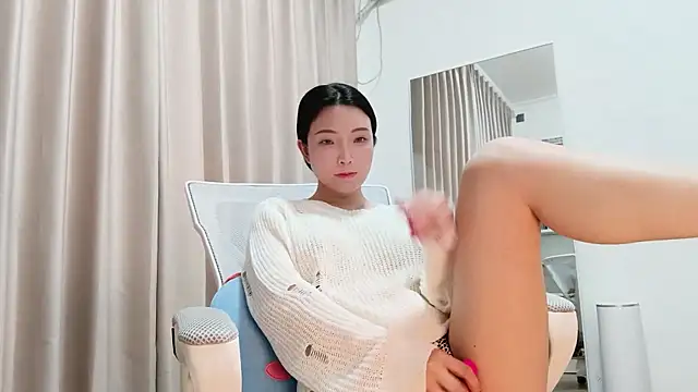 Lucky-kaka999 online show from 04-13-26, 04:05