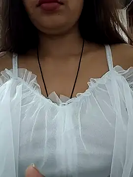 cute monu online show from 10-04-25, 03:41