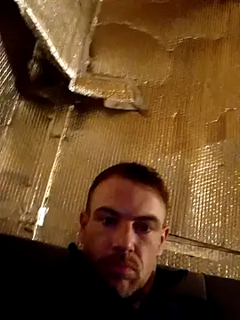 Snapshot of Eddyfrancis87 chatting on 10-14-25, 09:25 Eddyfrancis87 online show from 10-14-25, 09:25