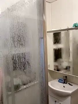 Snapshot of Eddyfrancis87 chatting on 09-11-25, 09:26 Eddyfrancis87 online show from 09-11-25, 09:26