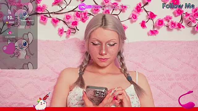 Snapshot of Vasya_Sylvia chatting on 01-16-26, 02:10 Vasya Sylvia online show from 01-16-26, 02:10