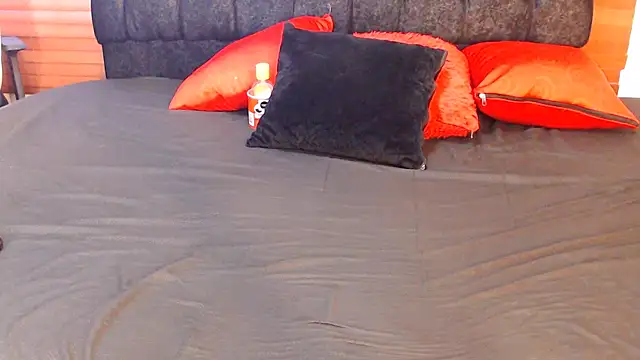 GabrielaFerrer02 online show from 10-08-25, 01:56