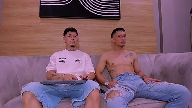 hell twink online show from 04-26-26, 02:42